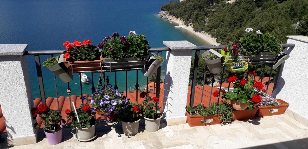 Apartamento Leonarda Omiš Exterior foto